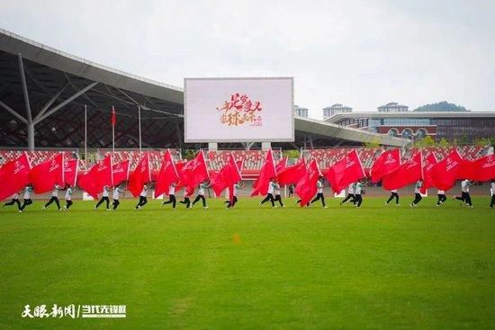 据WhoScored统计，在本赛季欧冠小组赛阶段，哈兰德已经错失了10次绝佳进球机会，是所有球员中最多的，且比浪费绝佳机会次数第二多的球员还要多出4次。